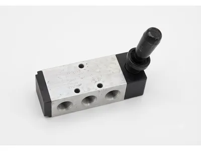 5/2 WAY HAND LEVER VALVE REVERSE 1/4