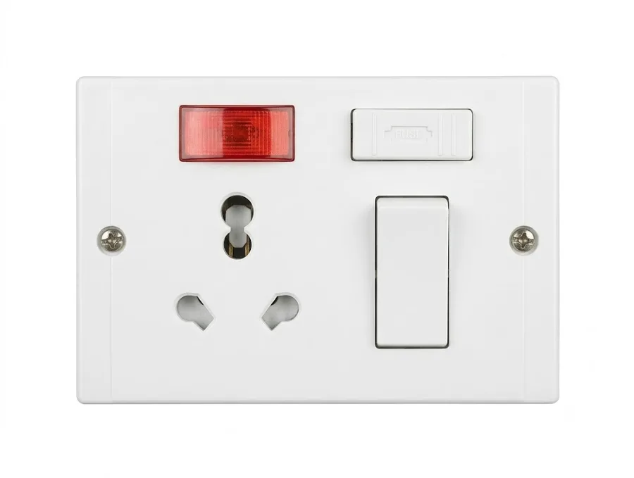 Anchor Penta PC Combined Unit White 6A/16A Capton 5-In-1 2 Fixing Holes (Model 14617)