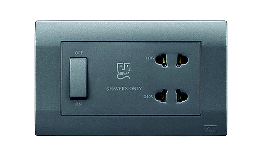 Anchor Roma Plus Shaver Socket With Transformer 110V/230V With 4 Module Cover And Inner Frame Black (Model 279327)